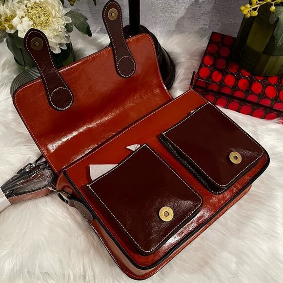 NEW Cambridge Cognac Brown Whipstitch Colorblock Heart Shoulder Bag Satchel Cl… - Picture 6 of 13